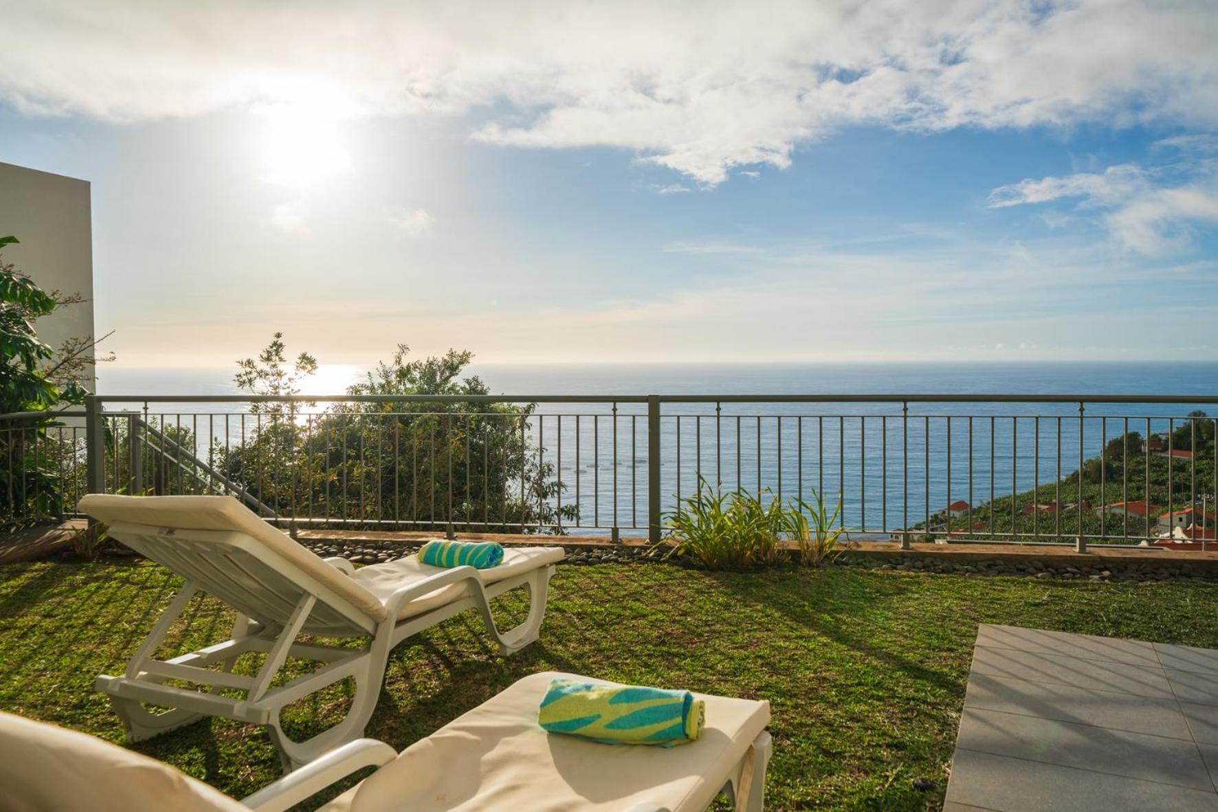 Ourmadeira - Casa Amaro Sol, Tranquil Villa Calheta  Buitenkant foto